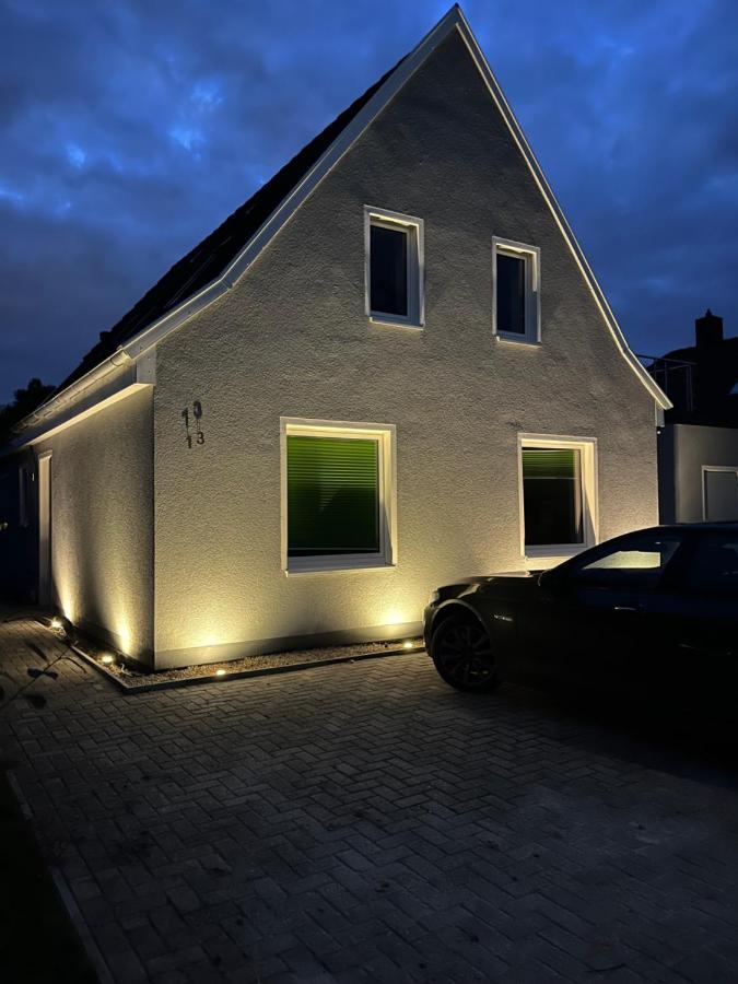 Bakker Huus Eg Apartamento Emden Exterior foto